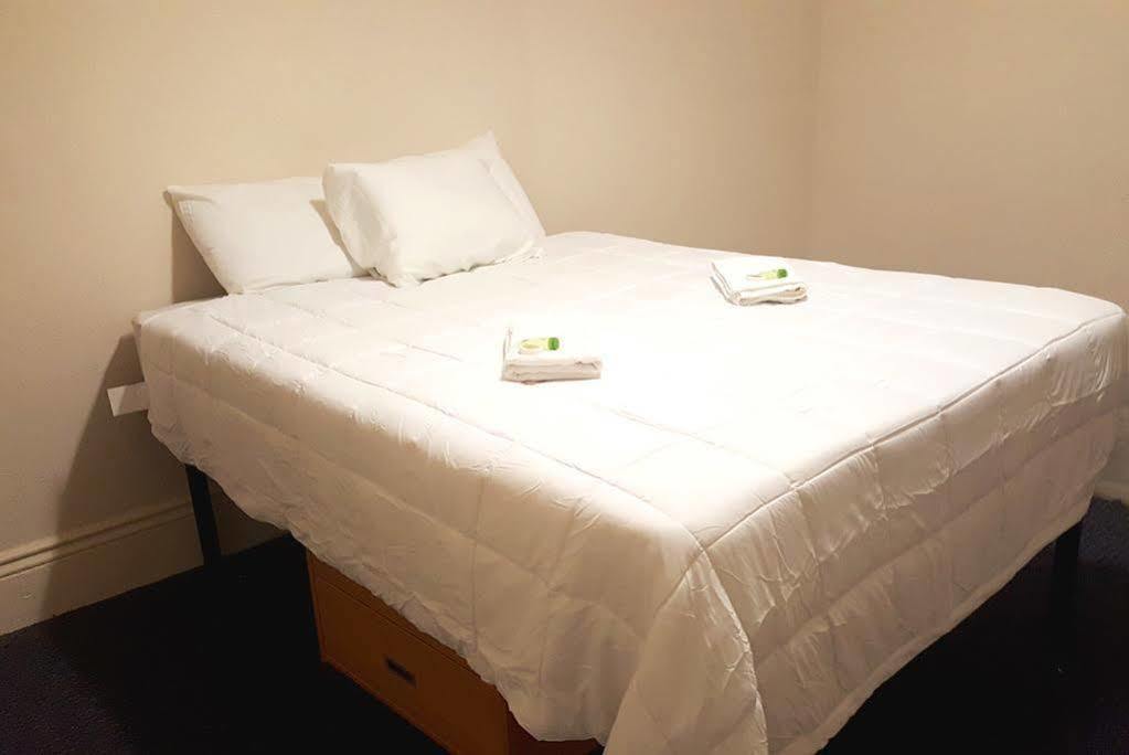 Boston Fenway Inn By Found Bagian luar foto