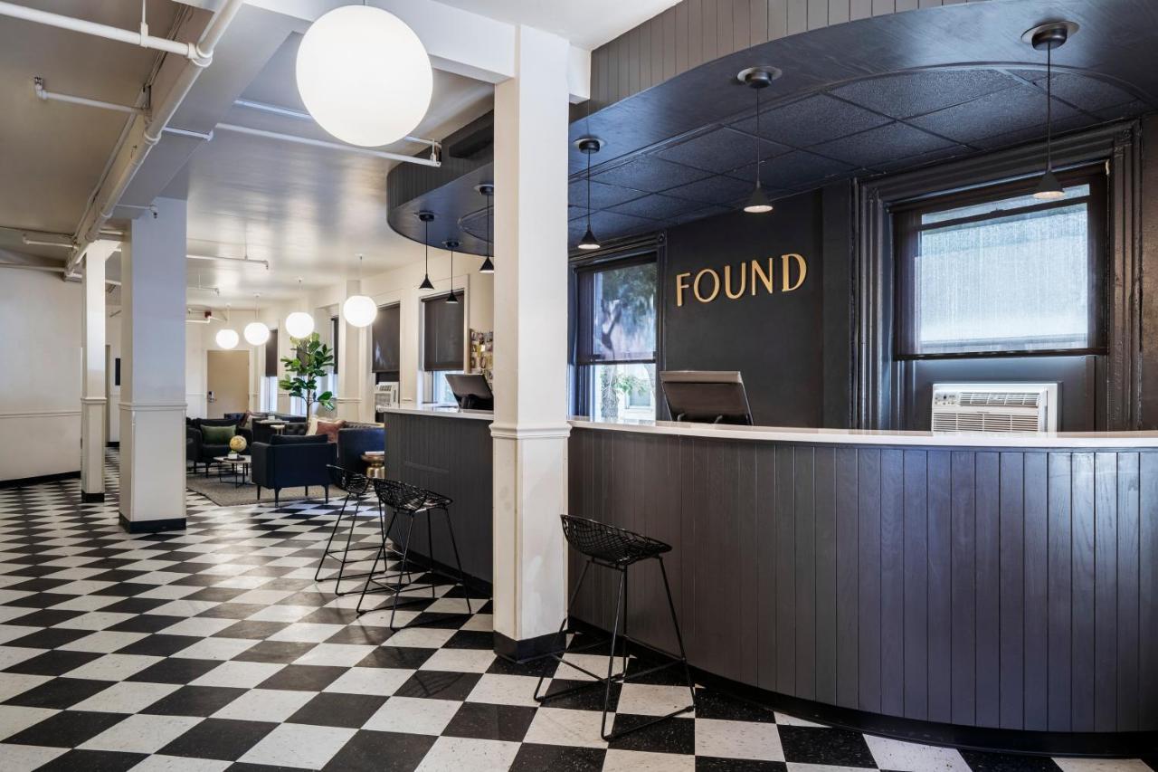 Boston Fenway Inn By Found Bagian luar foto