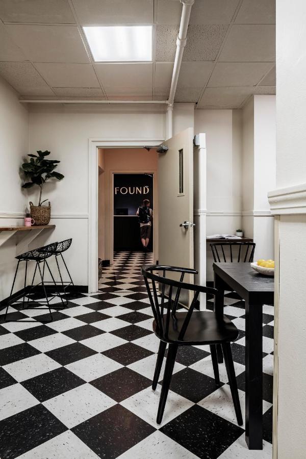 Boston Fenway Inn By Found Bagian luar foto
