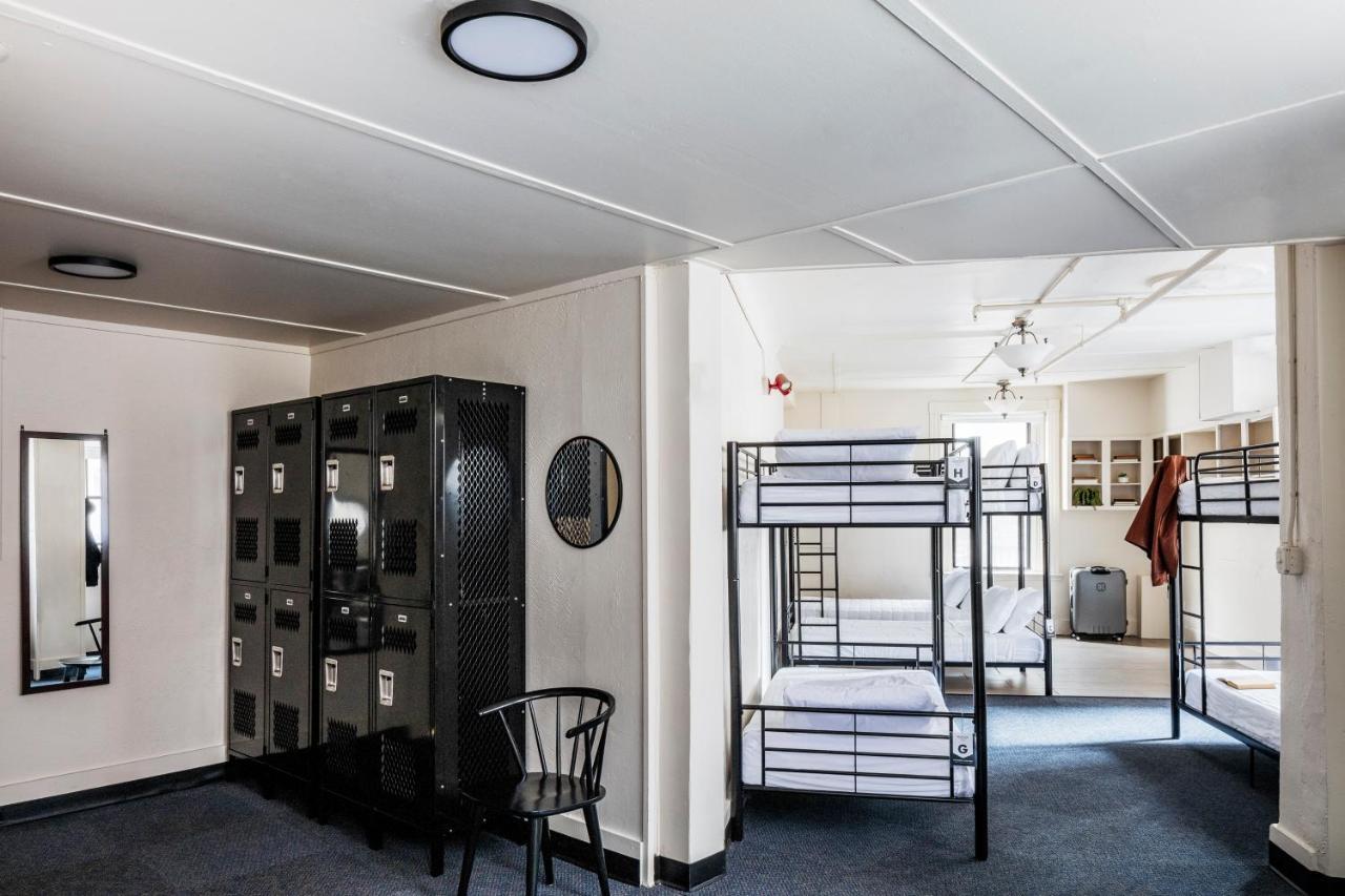 Boston Fenway Inn By Found Bagian luar foto