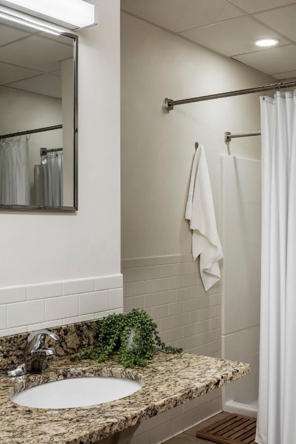 Boston Fenway Inn By Found Bagian luar foto