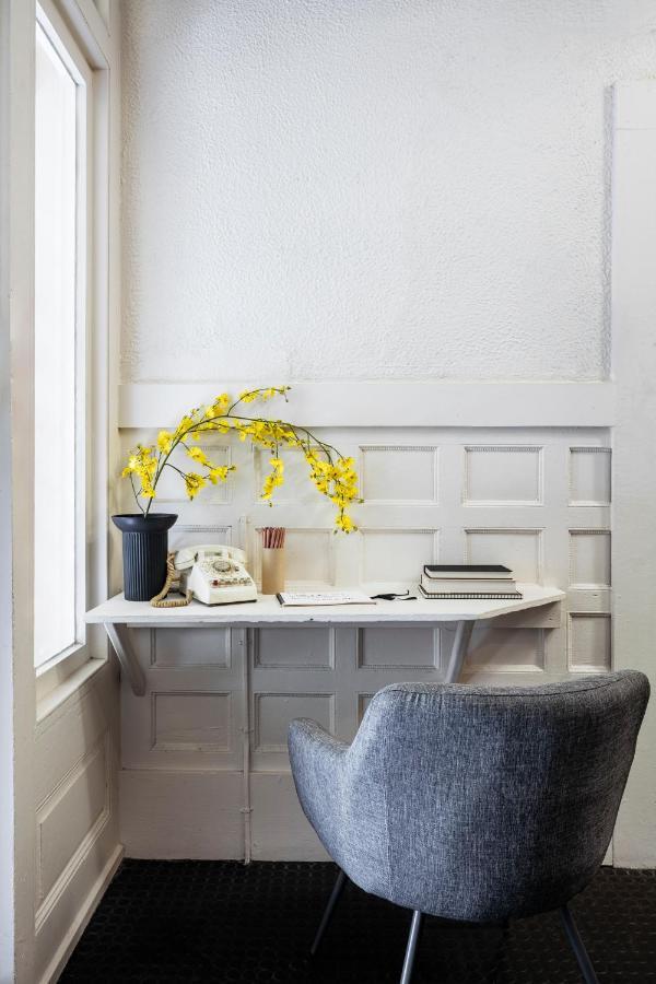 Boston Fenway Inn By Found Bagian luar foto
