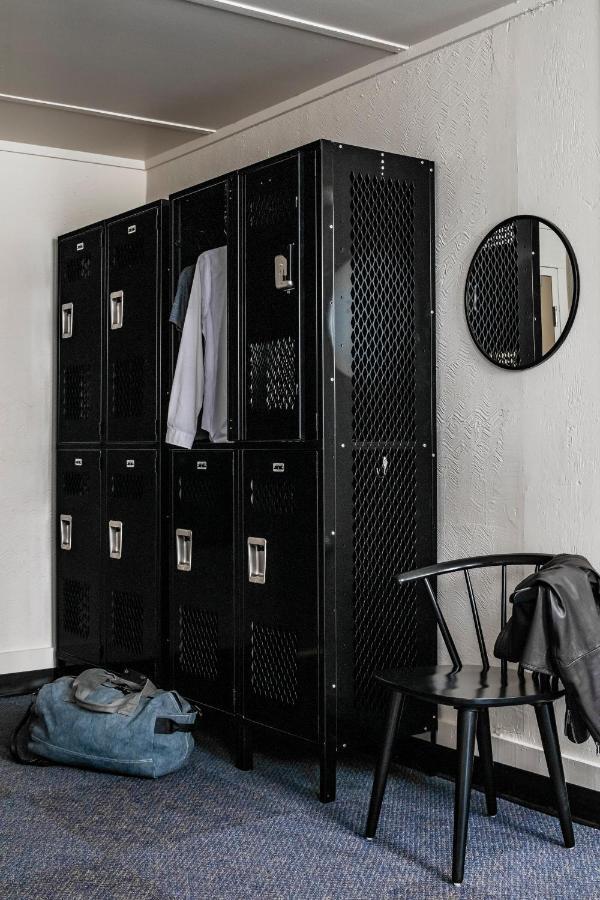 Boston Fenway Inn By Found Bagian luar foto